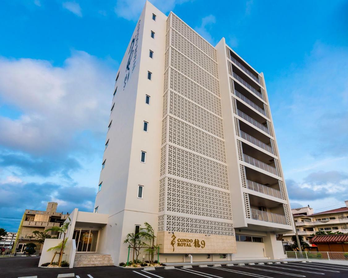 Condo Royal Ryu Kyu Chatan Exterior foto